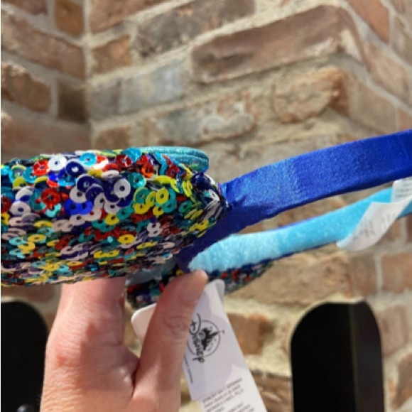 ~💫NEW Disney Authentic Headband💫~ - Picture 4 of 7